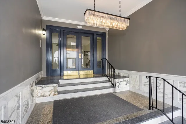 $3,295 | 204 Church Street, Unit 4D, Boonton, NJ 07005