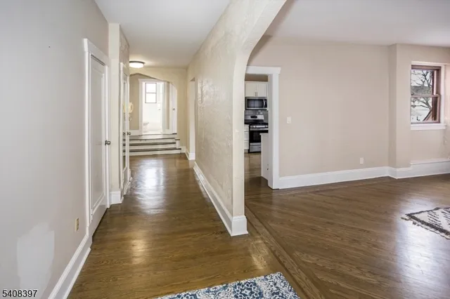 $3,295 | 204 Church Street, Unit 4D, Boonton, NJ 07005