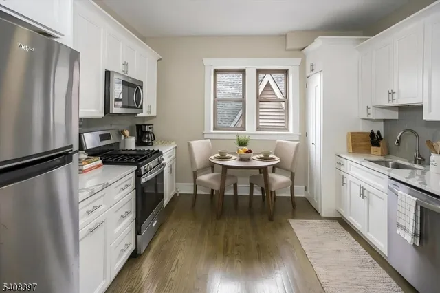 $3,295 | 204 Church Street, Unit 4D, Boonton, NJ 07005