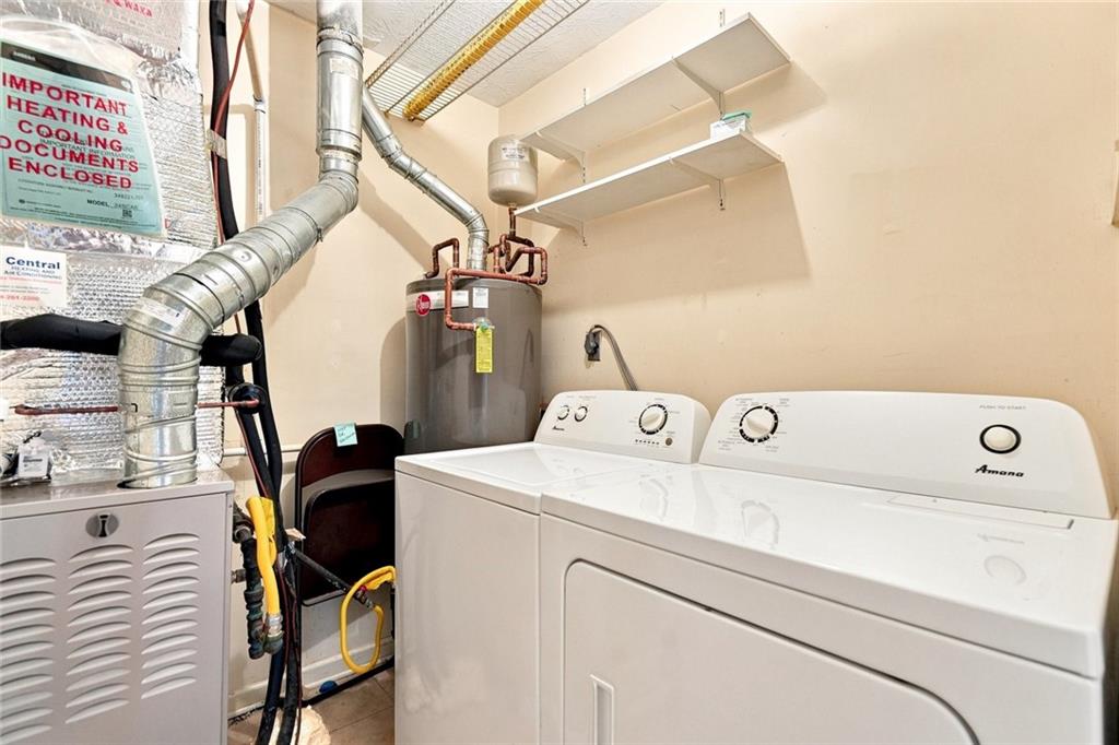 2901 Lenox Road Northeast, Unit 902 Atlanta, GA 30324 - Photo 17 of 19 Gallery Image 17