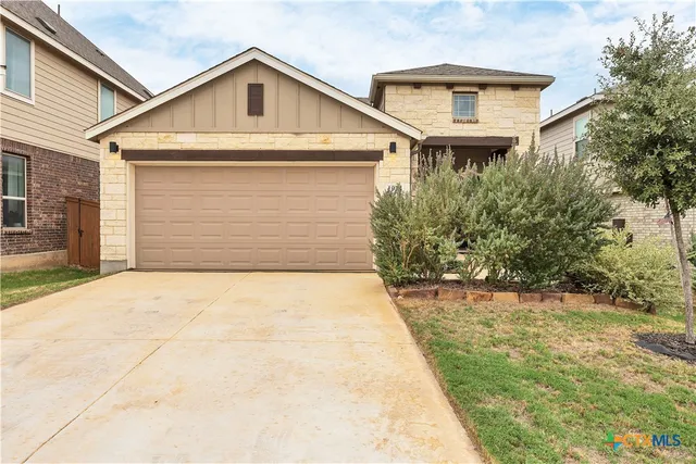 $2,250 | 1974 Flametree Avenue, New Braunfels, TX 78132
