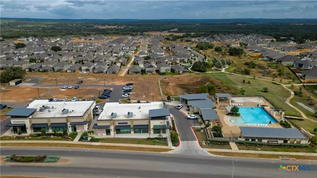 $2,250 | 1974 Flametree Avenue, New Braunfels, TX 78132