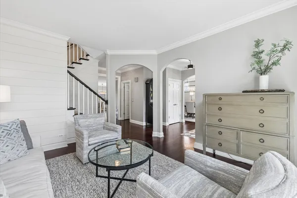 $1,390,000 | 321 Kenilworth Avenue, Glen Ellyn, IL 60137