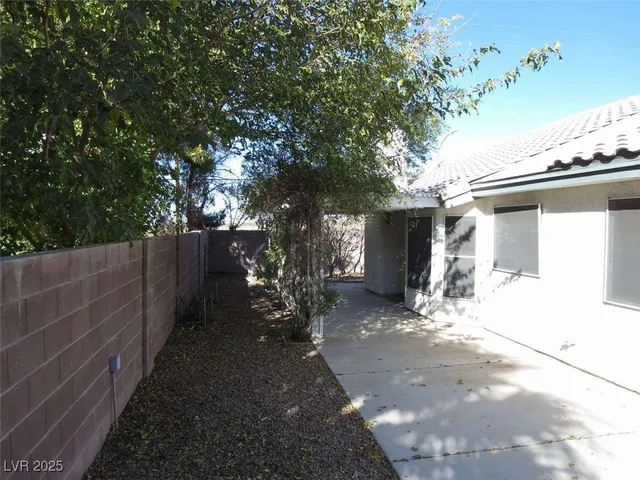 $2,200 | 1801 Blue Cloud Street, Henderson, NV 89002