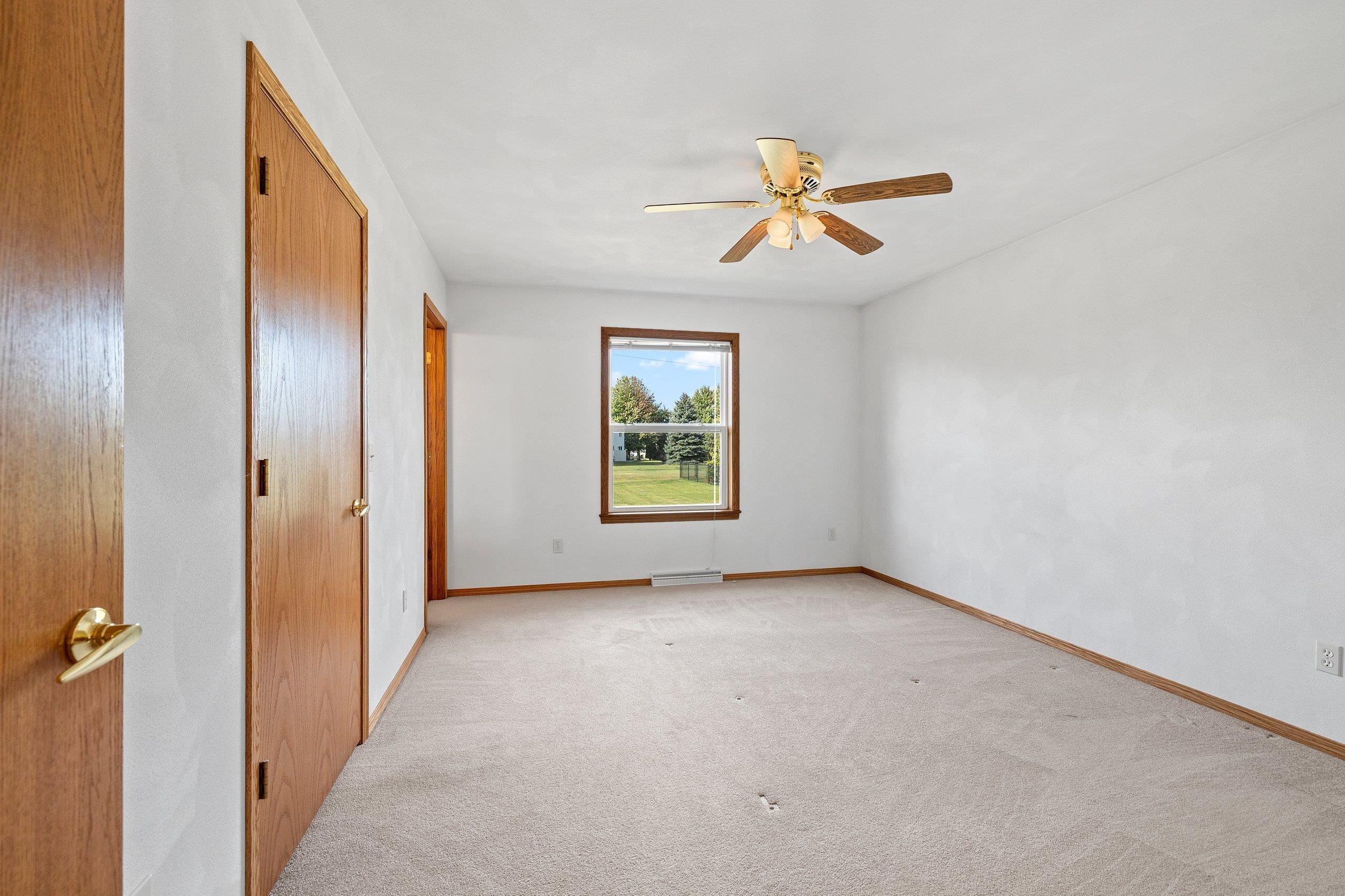 W6042 Greystone Court Appleton, WI 54915 - Photo 22 of 38 Gallery Image 22