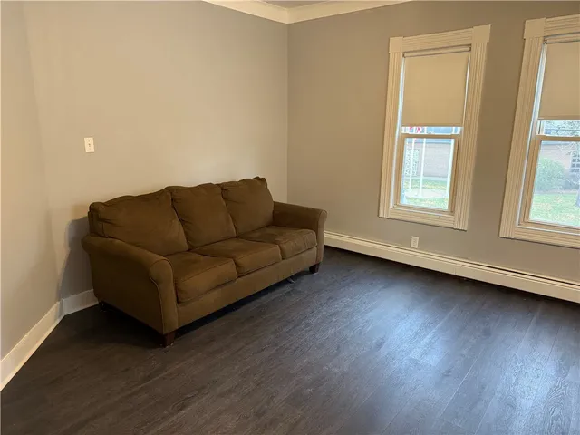 $1,975 | 112 High Street, Unit 2, Westerly, RI 02891