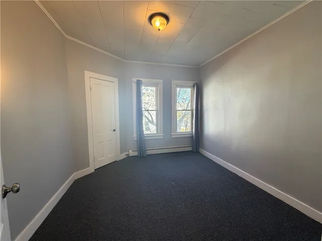 $1,975 | 112 High Street, Unit 2, Westerly, RI 02891