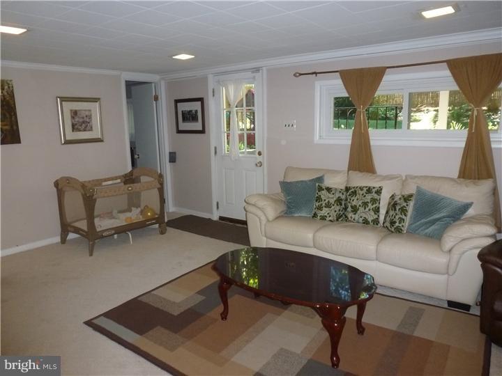 128 Cornell Road Bala Cynwyd, PA 19004 - Photo 11 of 25 Family Room