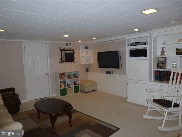 128 Cornell Road Bala Cynwyd, PA 19004 - Photo 10 of 25 Family Room