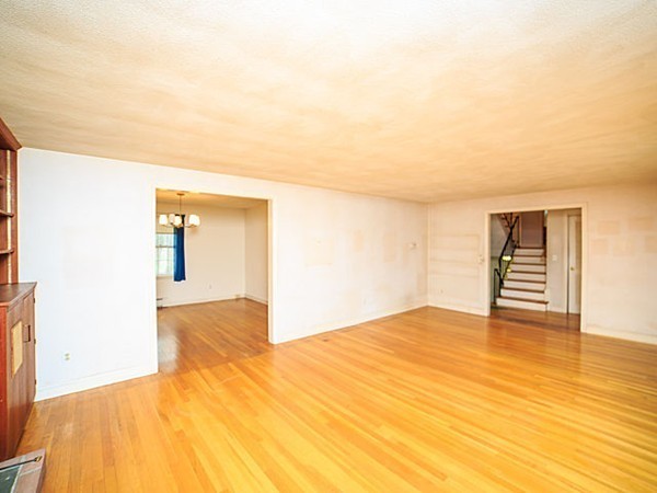 15 Suzanne Road Lexington, MA 02420 - Photo 4 of 29 Gallery Image 4