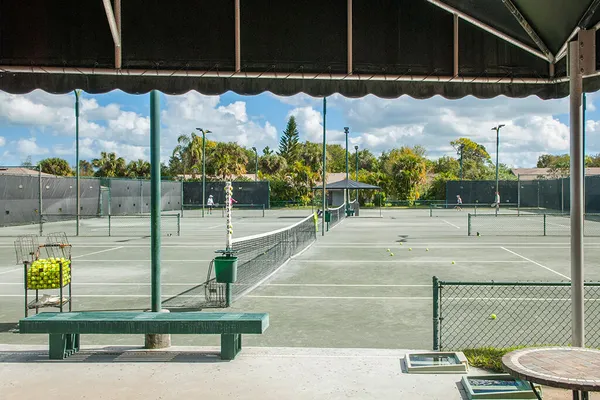 $2,500 | 710 Timber Ridge Trail Southwest, Vero Beach, FL 32962