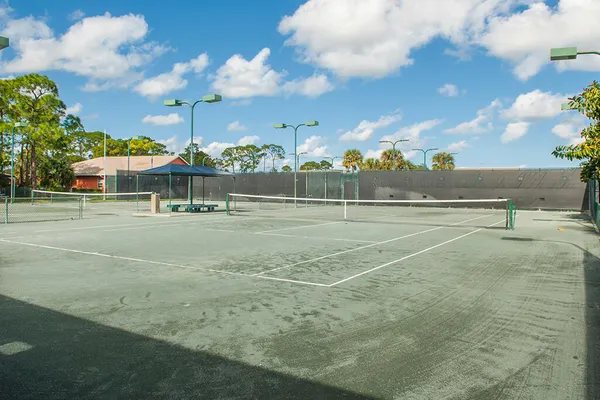$2,500 | 710 Timber Ridge Trail Southwest, Vero Beach, FL 32962