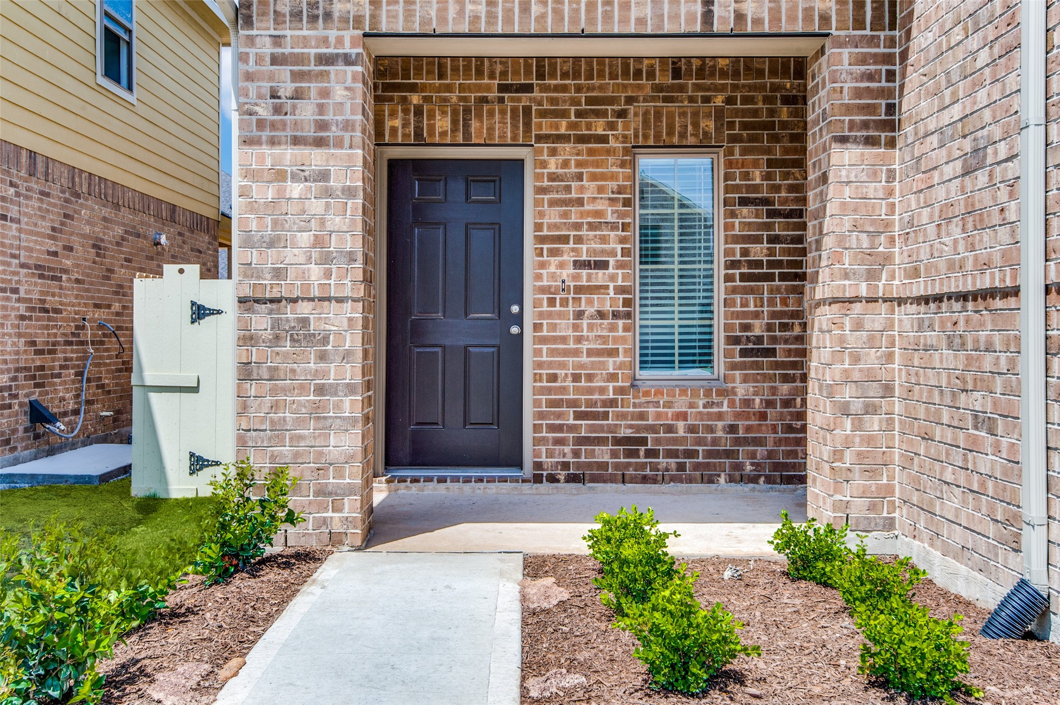 17684 Tree Of Heaven Conroe, TX 77385 - Photo 2 of 12