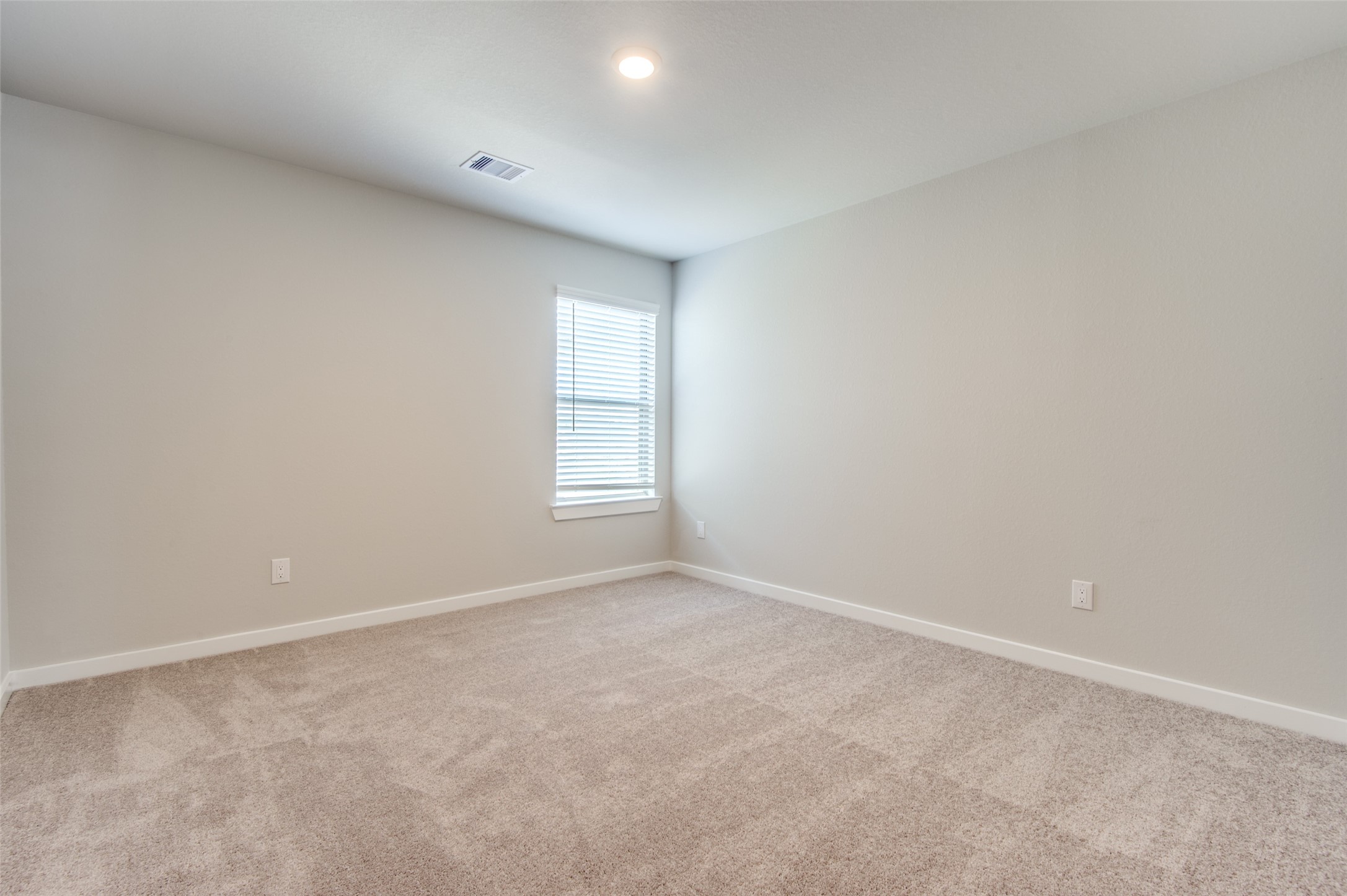 17684 Tree Of Heaven Conroe, TX 77385 - Photo 9 of 12