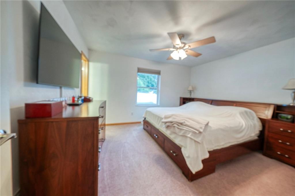 163 Rustic Ridge Drive Pittsburgh, PA 15239 - Photo 8 of 26 Gallery Image 8