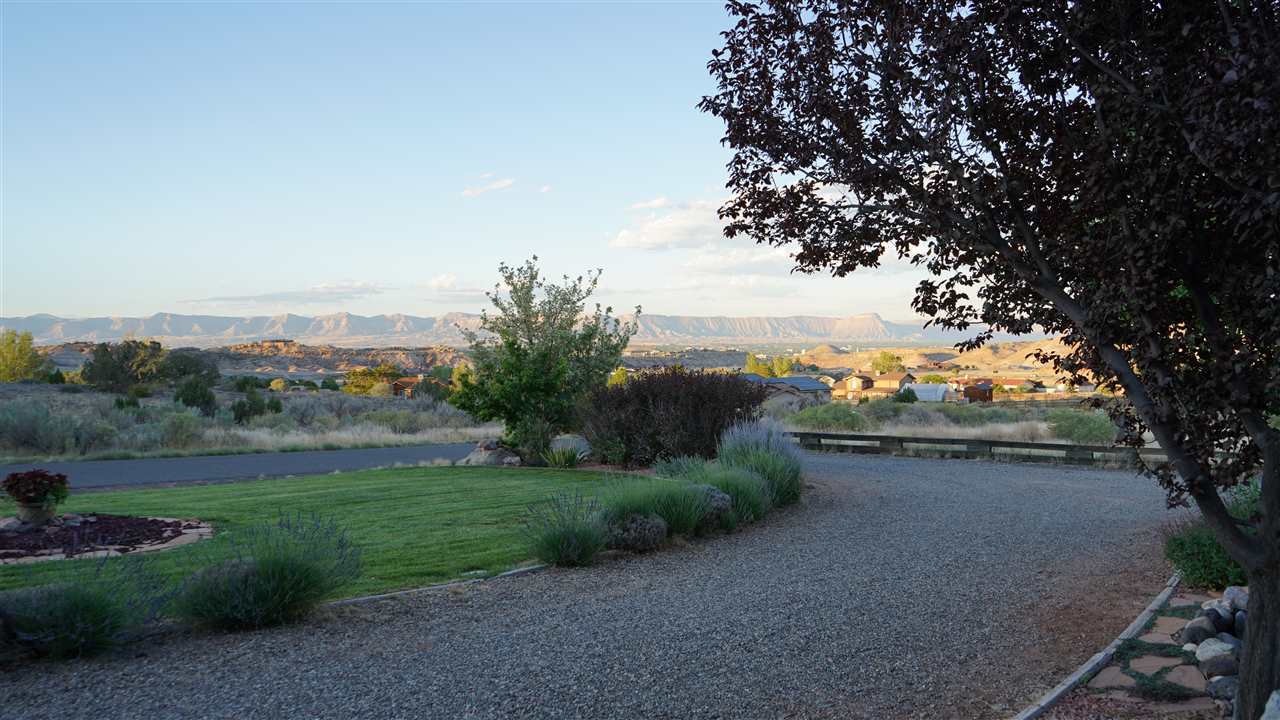 218 East Fallen Rock Road Grand Junction, CO 81507 - Photo 4 of 40 Gallery Image 4