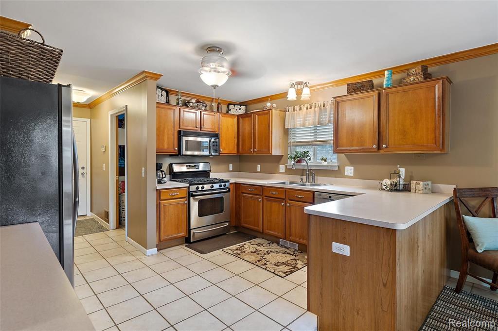 49205 Monte Road Chesterfield, MI 48047 - Photo 16 of 49
