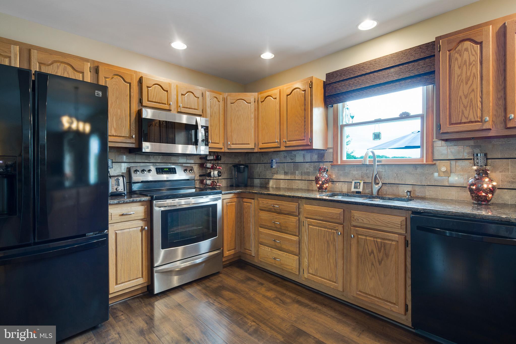 1436 Oldfield Point Road Elkton, MD 21921 - Photo 9 of 29 Gallery Image 9