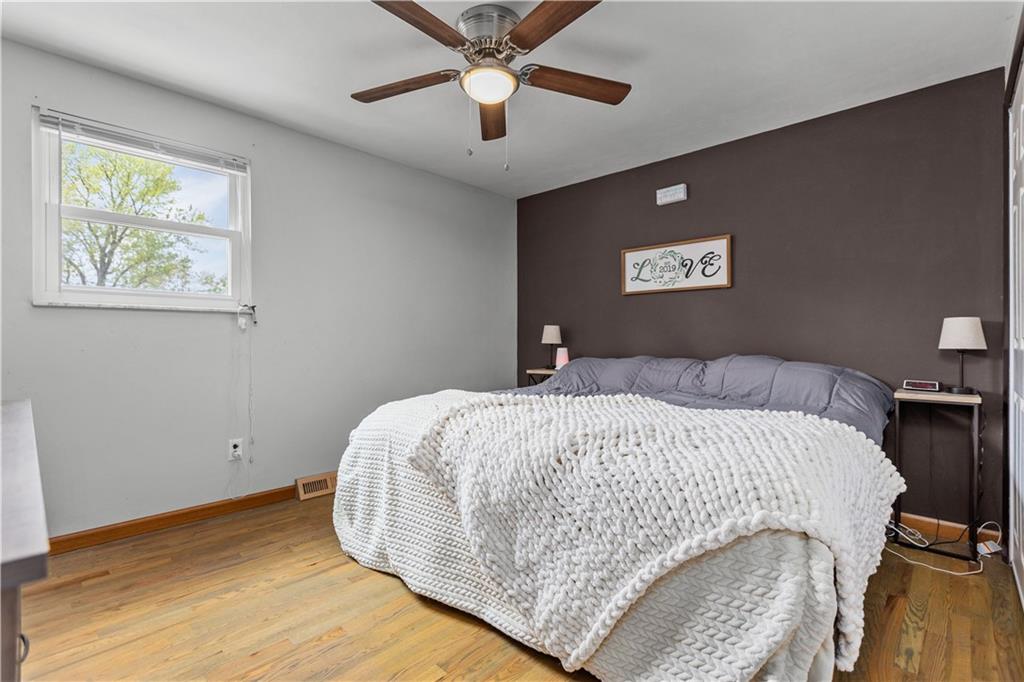 410 Roberts Road Pittsburgh, PA 15239 - Photo 16 of 27 Gallery Image 16