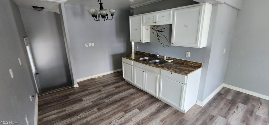 14809 Rockside Road Maple Heights, OH 44137 - Photo 4 of 15