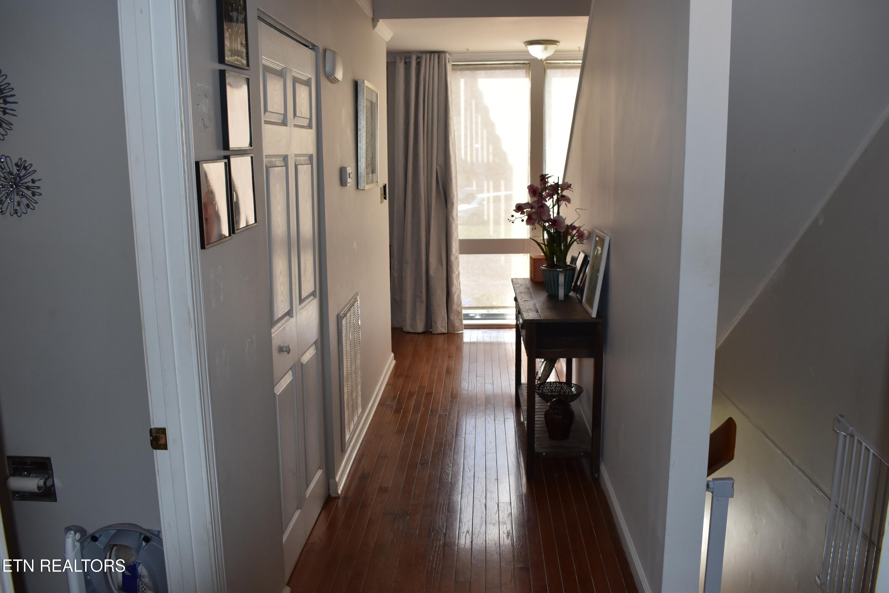 48 Valley Forge Drive Oak Ridge, TN 37830 - Photo 15 of 27 DSC_0038