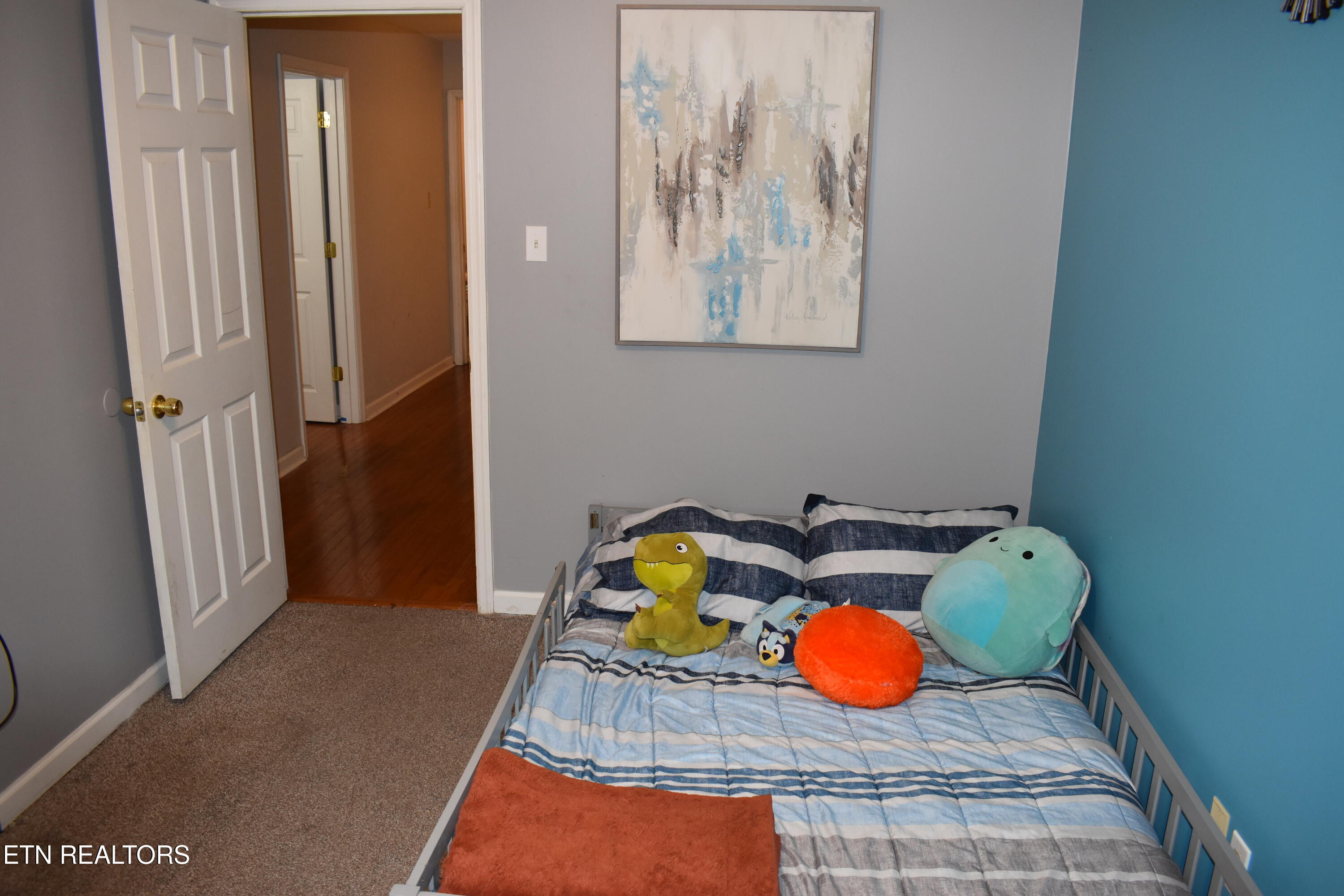 48 Valley Forge Drive Oak Ridge, TN 37830 - Photo 24 of 27 Bedroom 2