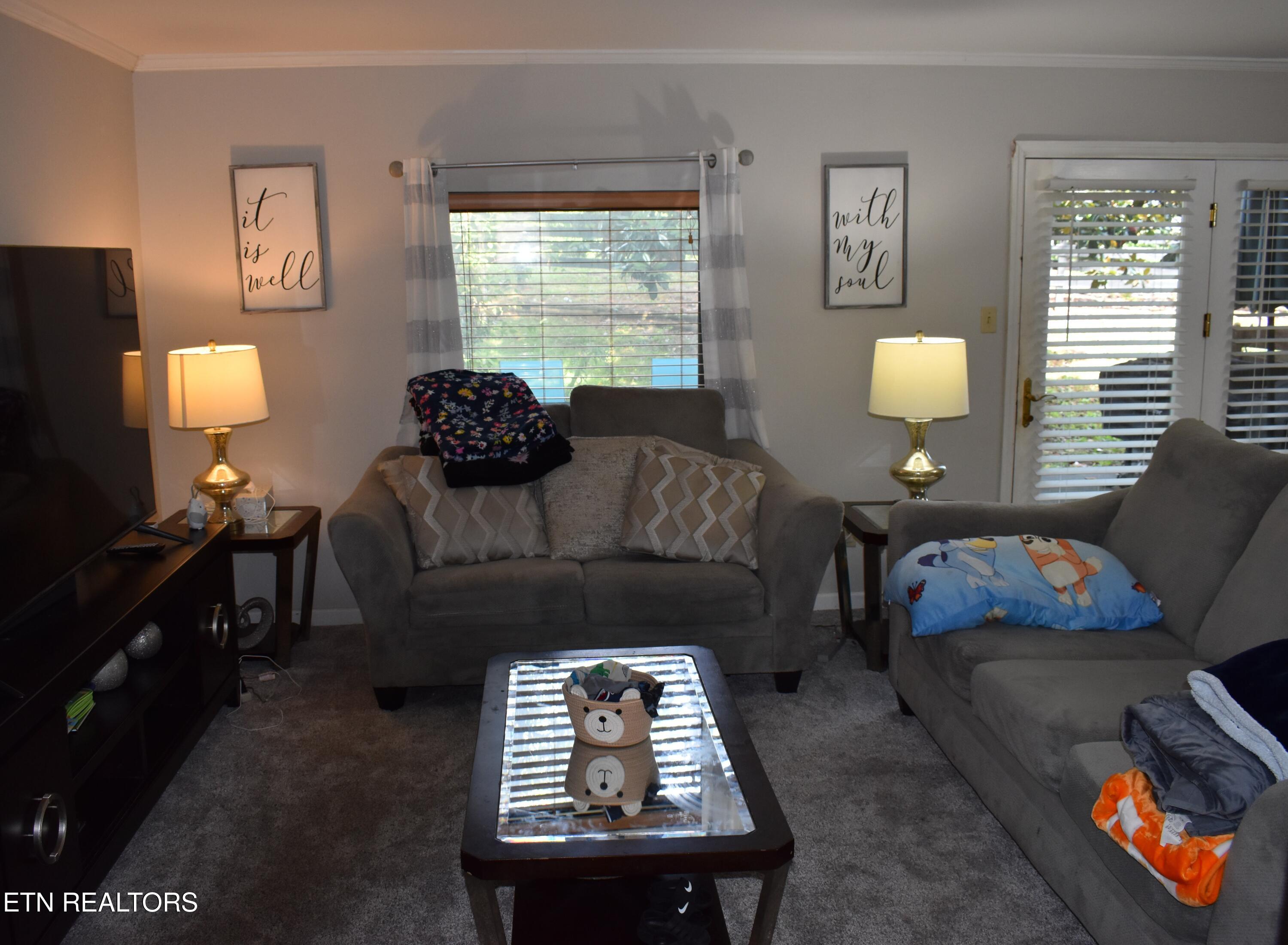 48 Valley Forge Drive Oak Ridge, TN 37830 - Photo 7 of 27 Living Area 1
