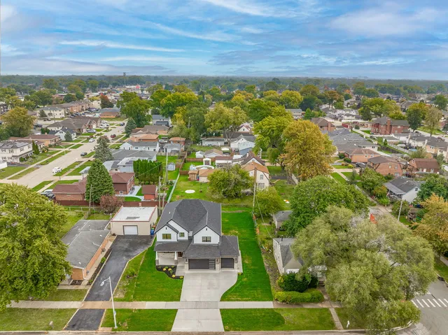 $720,000 | 8743 Austin Avenue, Oak Lawn, IL 60453