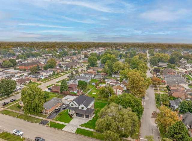 $720,000 | 8743 Austin Avenue, Oak Lawn, IL 60453