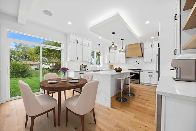 $720,000 | 8743 Austin Avenue, Oak Lawn, IL 60453