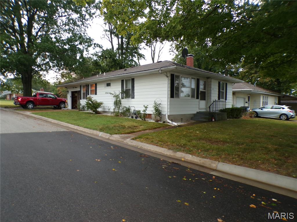 500 Columbia Avenue Waterloo, IL 62298 - Photo 3 of 27