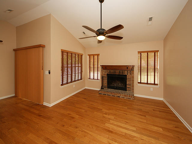 120 Turnbury Road Goose Creek, SC 29445 - Photo 5 of 20 T4