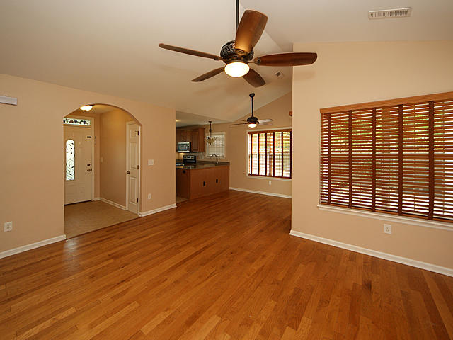 120 Turnbury Road Goose Creek, SC 29445 - Photo 7 of 20 T6