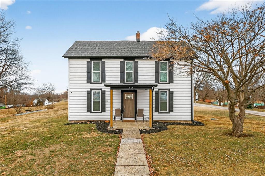 207 2nd Street Camden Point, MO 64018 - Photo 1 of 35