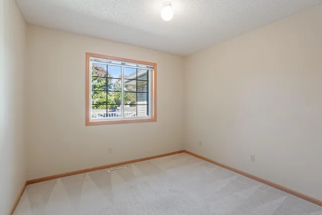 $419,900 | 745 Sterling Court, Mahtomedi, MN 55115