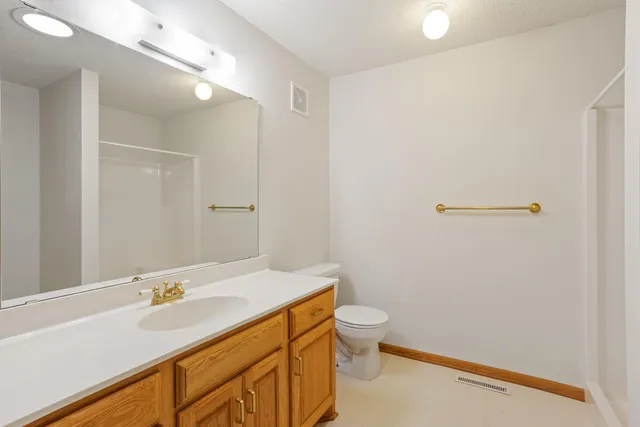 $419,900 | 745 Sterling Court, Mahtomedi, MN 55115