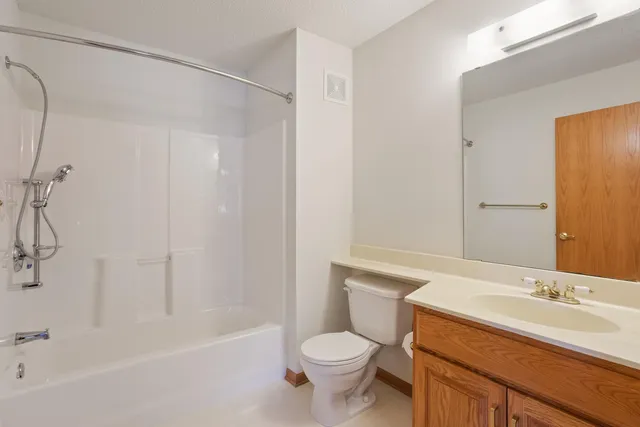 $419,900 | 745 Sterling Court, Mahtomedi, MN 55115