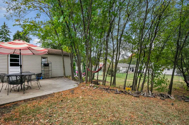 $179,400 | 1111 Kingsway Avenue, Rockford, IL 61108