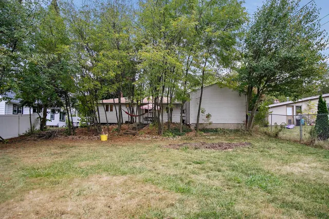 $179,400 | 1111 Kingsway Avenue, Rockford, IL 61108