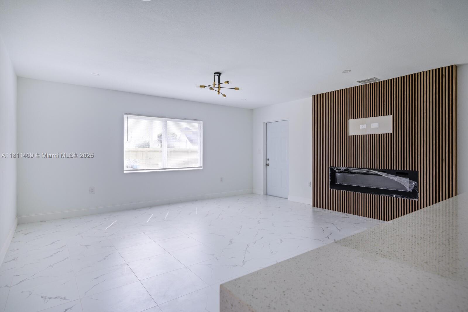 625 Southwest 6th Street Homestead, FL 33030 - Photo 11 of 22 Gallery Image 11