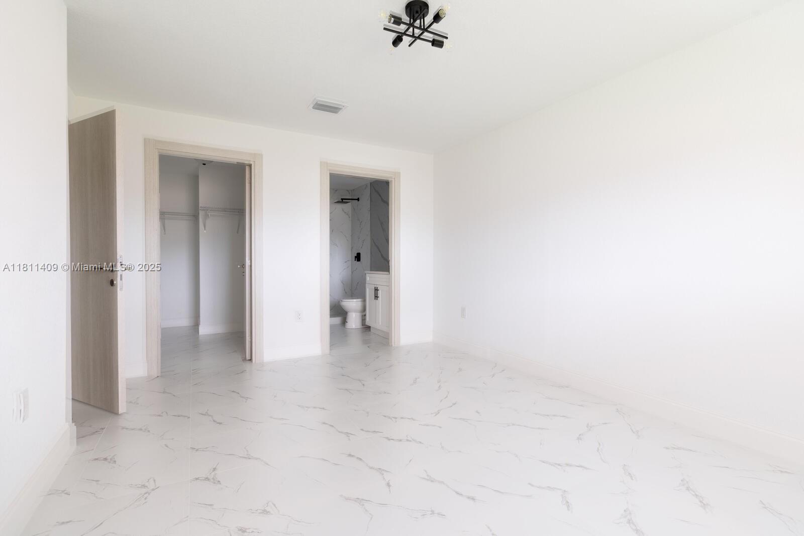 625 Southwest 6th Street Homestead, FL 33030 - Photo 13 of 22 Gallery Image 13