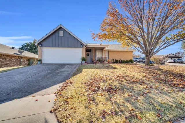 $285,000 | 2605 Shasta Court, Fort Worth, TX 76133