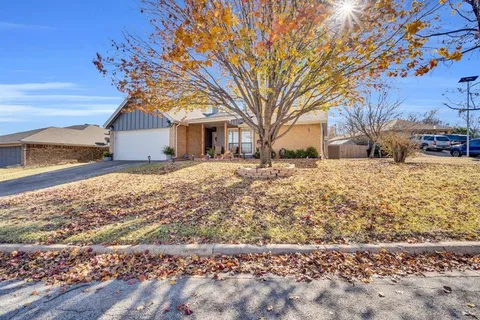 $285,000 | 2605 Shasta Court, Fort Worth, TX 76133