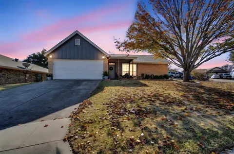 $285,000 | 2605 Shasta Court, Fort Worth, TX 76133