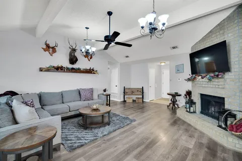 $285,000 | 2605 Shasta Court, Fort Worth, TX 76133