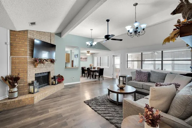 $285,000 | 2605 Shasta Court, Fort Worth, TX 76133