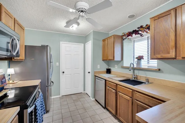 $285,000 | 2605 Shasta Court, Fort Worth, TX 76133