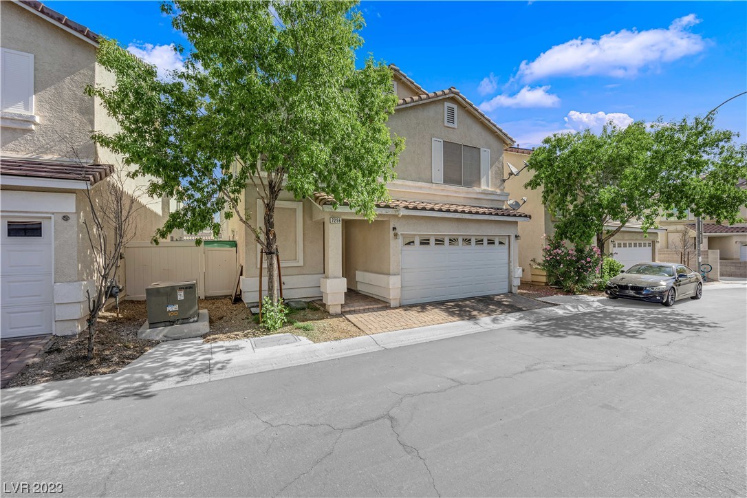 7256 Larix Road Las Vegas, NV 89113 - Photo 3 of 33