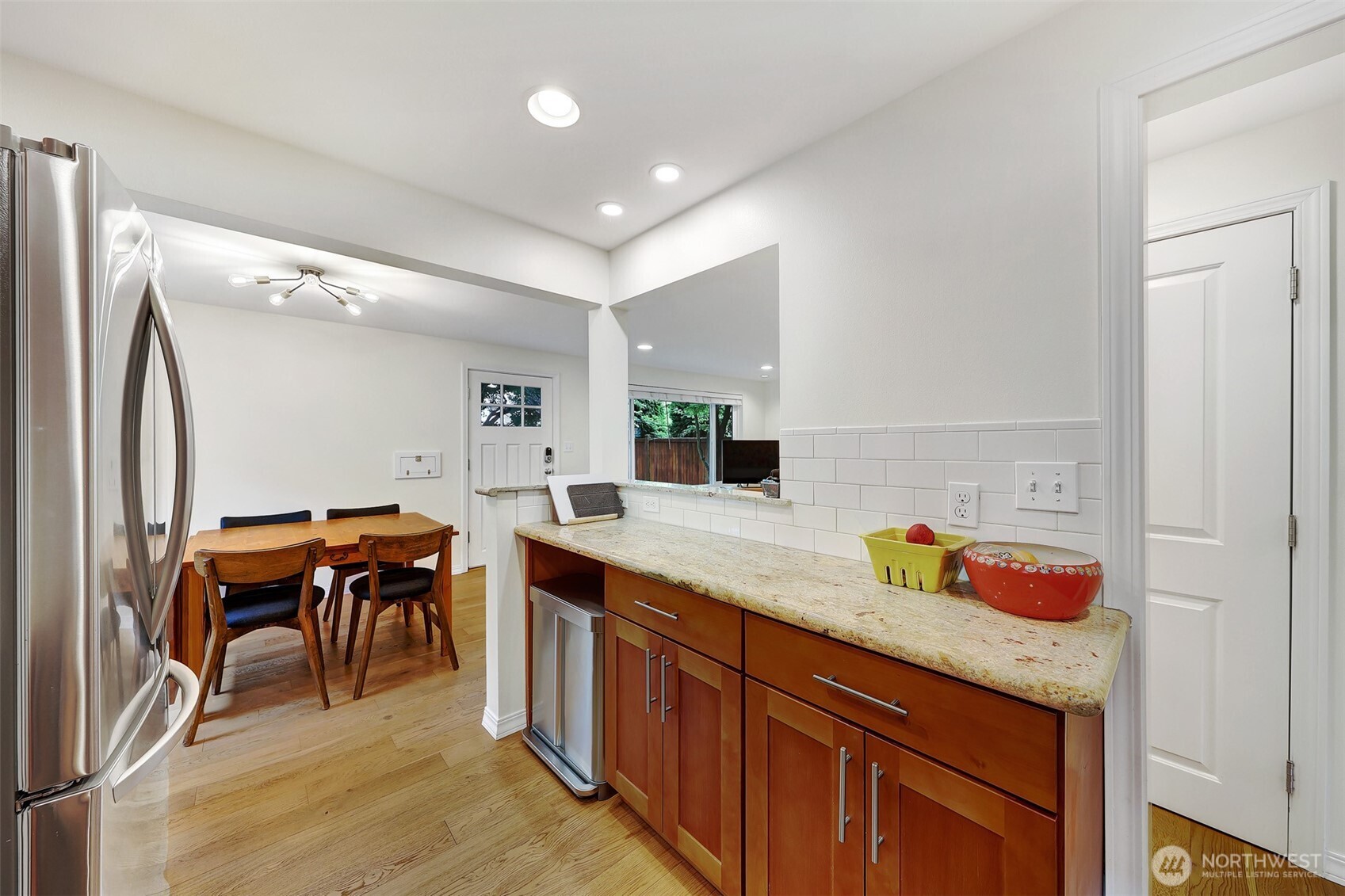 2811 Northwest 62nd Street Seattle, WA 98107 - Photo 16 of 35