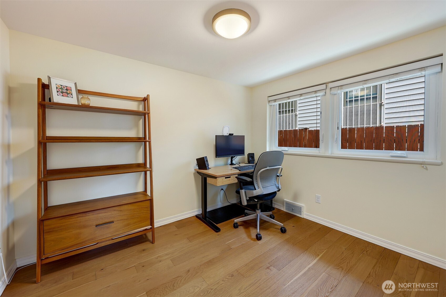 2811 Northwest 62nd Street Seattle, WA 98107 - Photo 26 of 35